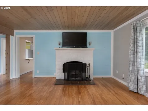 6126 Sw Jetty Avenue Lincoln City OR 97367