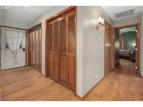 2125 5th Street Columbia City OR 97018