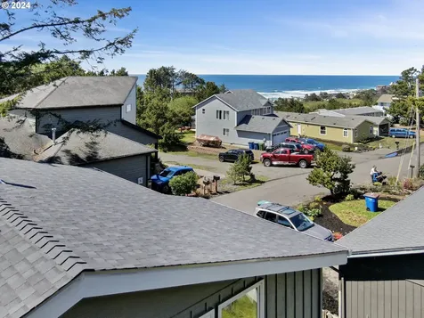 3710 Se Dune Avenue Lincoln City OR 97367