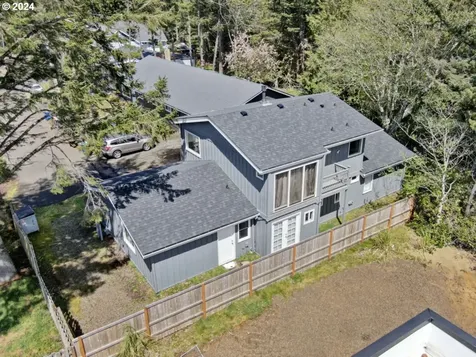 3710 Se Dune Avenue Lincoln City OR 97367