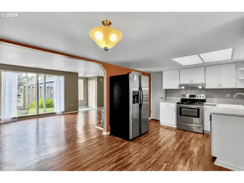 3710 Se Dune Avenue Lincoln City OR 97367