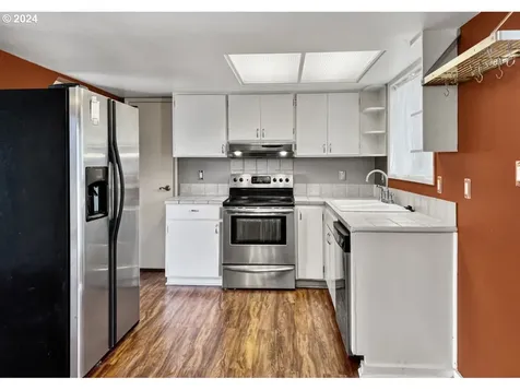 3710 Se Dune Avenue Lincoln City OR 97367