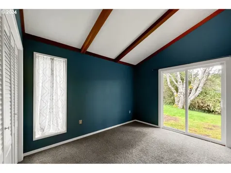 3710 Se Dune Avenue Lincoln City OR 97367