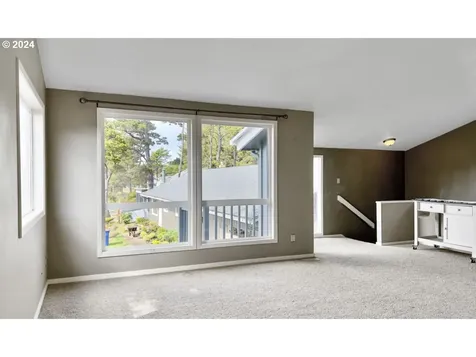 3710 Se Dune Avenue Lincoln City OR 97367