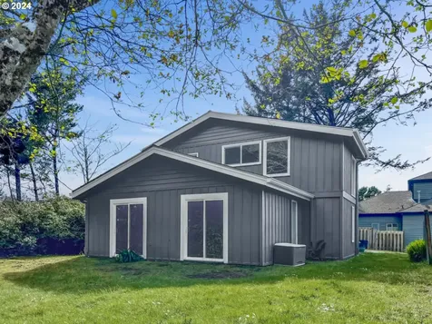 3710 Se Dune Avenue Lincoln City OR 97367