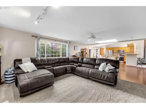 4687 Rolling Meadows Drive Washougal WA 98671