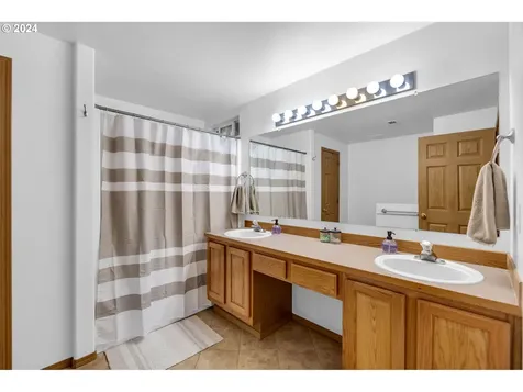 4687 Rolling Meadows Drive Washougal WA 98671