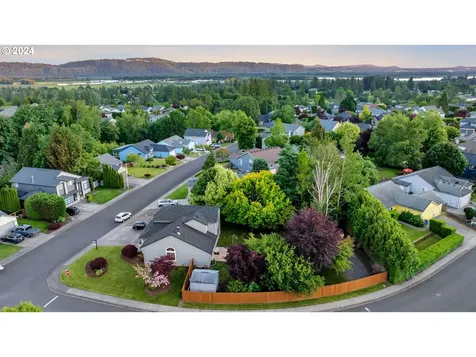 4687 Rolling Meadows Drive Washougal WA 98671