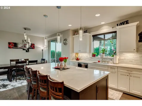 2329 N 6th Street Washougal WA 98671