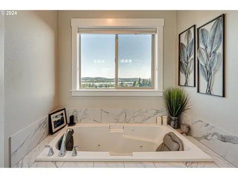 2329 N 6th Street Washougal WA 98671