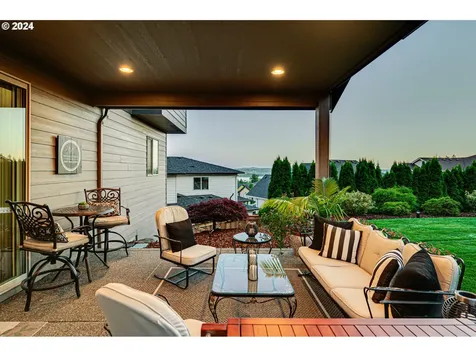 2329 N 6th Street Washougal WA 98671