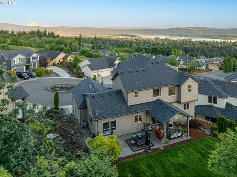 2329 N 6th Street Washougal WA 98671