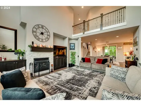 2329 N 6th Street Washougal WA 98671