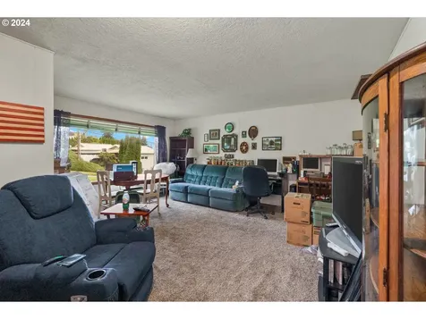 623 Ne Dallas Street Camas WA 98607