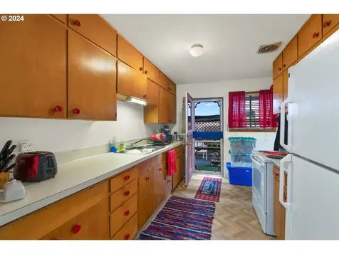 623 Ne Dallas Street Camas WA 98607