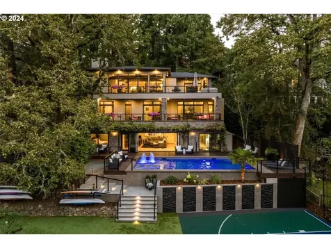 17227 Canal Circle Lake Oswego OR 97035