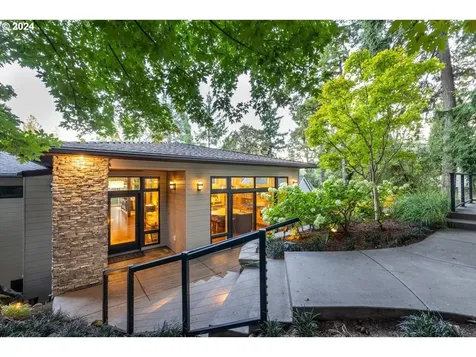 17227 Canal Circle Lake Oswego OR 97035