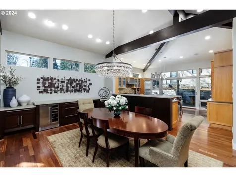 17227 Canal Circle Lake Oswego OR 97035