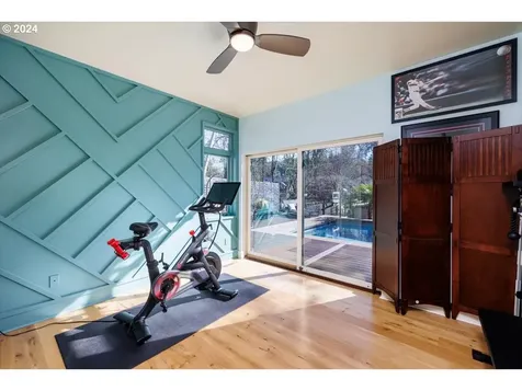 17227 Canal Circle Lake Oswego OR 97035