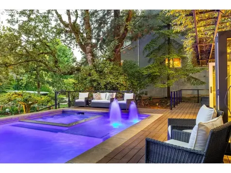 17227 Canal Circle Lake Oswego OR 97035