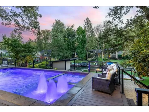 17227 Canal Circle Lake Oswego OR 97035