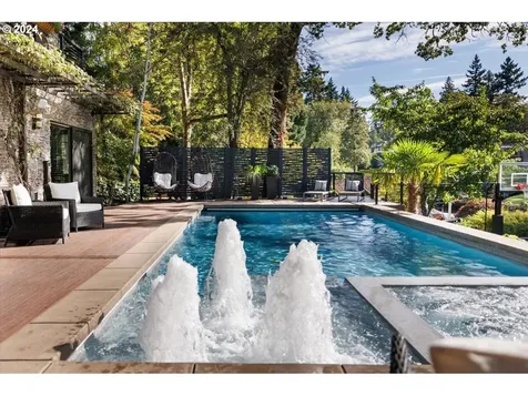 17227 Canal Circle Lake Oswego OR 97035