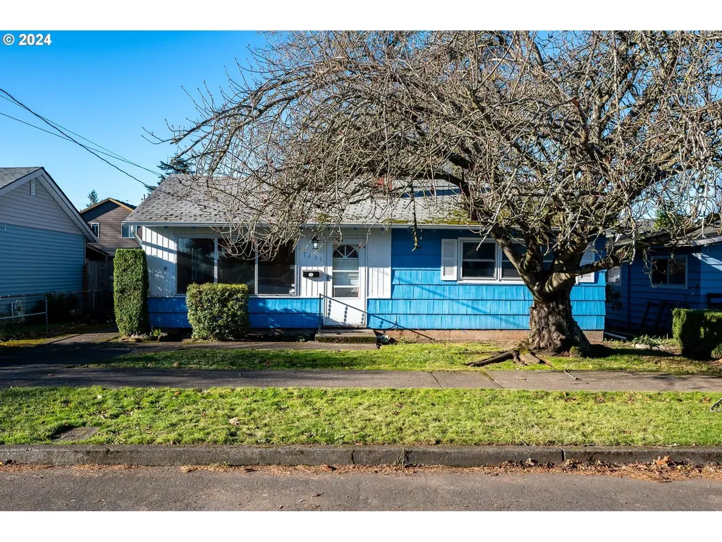1405 SE 85th Avenue Portland OR 97216