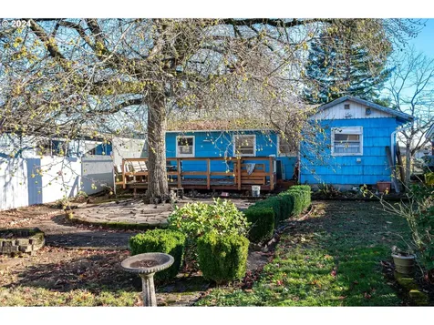 1405 SE 85th Avenue Portland OR 97216