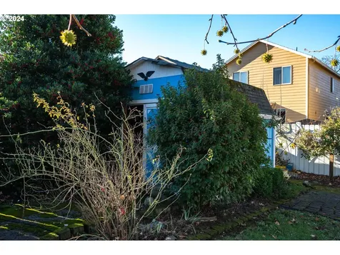 1405 SE 85th Avenue Portland OR 97216