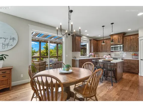 5112 E Longest Drive Newberg OR 97132