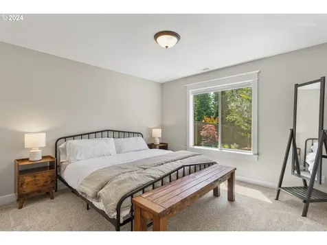 5112 E Longest Drive Newberg OR 97132