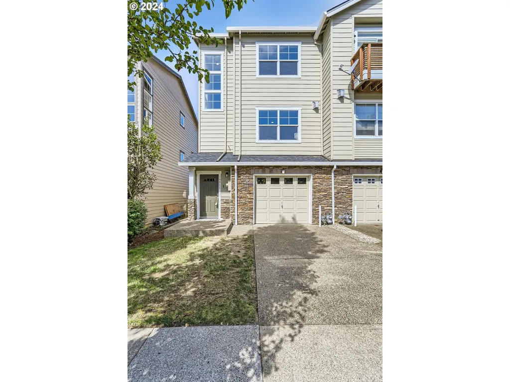 19911 Quaking Aspen Avenue Oregon City OR 97045