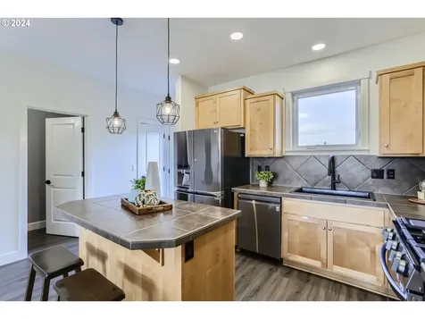 19911 Quaking Aspen Avenue Oregon City OR 97045