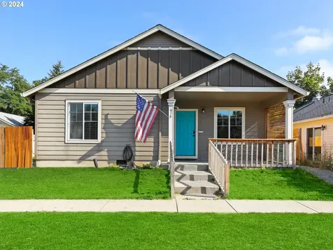 616 NE 2nd Street Battle Ground WA 98604