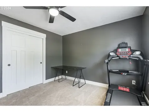 1275 S Quail Hill Place Ridgefield WA 98642