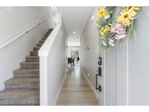 1275 S Quail Hill Place Ridgefield WA 98642
