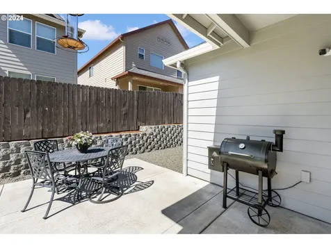 1275 S Quail Hill Place Ridgefield WA 98642