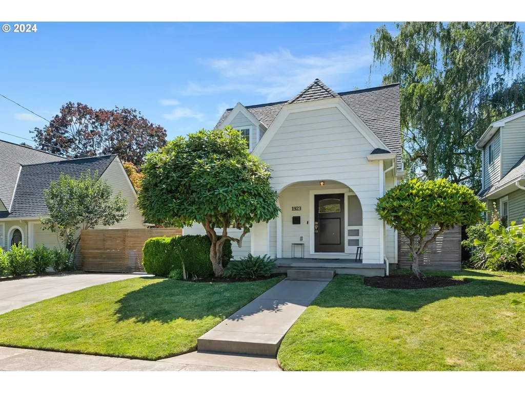 1923 Se 21st Avenue Portland OR 97214