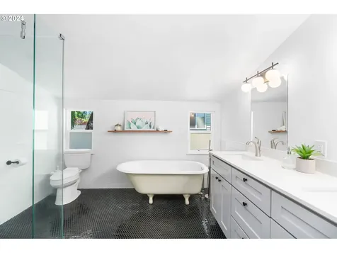 1923 Se 21st Avenue Portland OR 97214