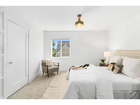 1923 Se 21st Avenue Portland OR 97214