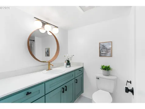 1923 Se 21st Avenue Portland OR 97214