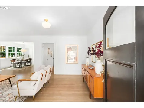1923 Se 21st Avenue Portland OR 97214