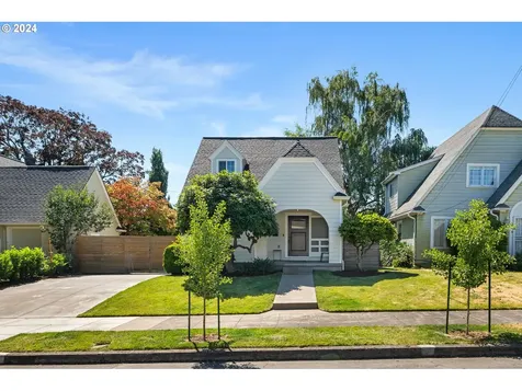 1923 Se 21st Avenue Portland OR 97214
