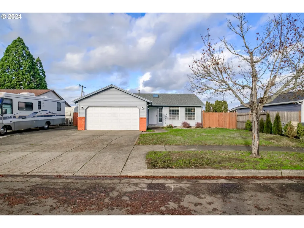 325 Violet Street Lebanon OR 97355