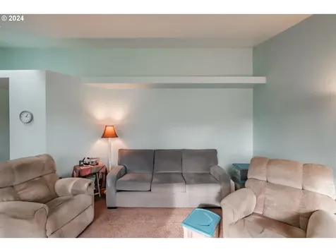 325 Violet Street Lebanon OR 97355