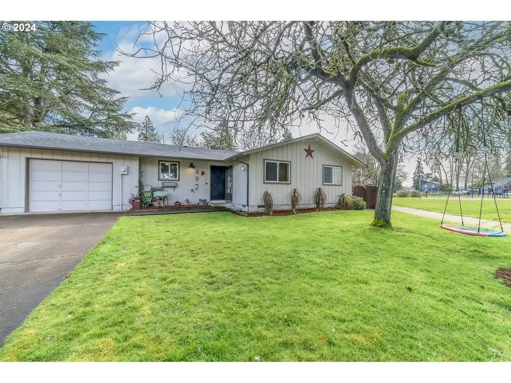 492 Shara Place Junction City OR 97448