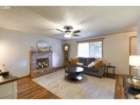 3300 NE 157th Avenue Vancouver WA 98682
