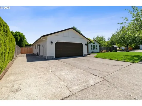 1600 Se Evans Loop Troutdale OR 97060