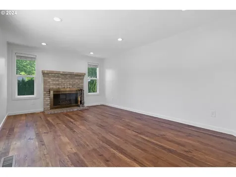 1600 Se Evans Loop Troutdale OR 97060