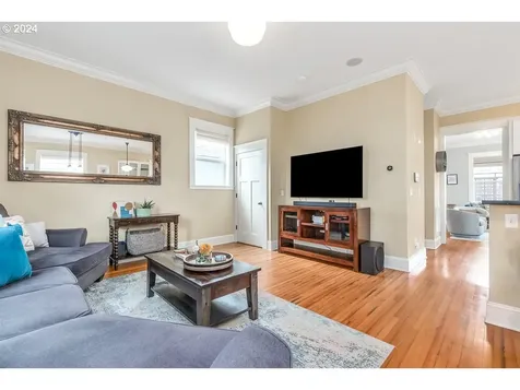 603 Ne Webster Street Portland OR 97211
